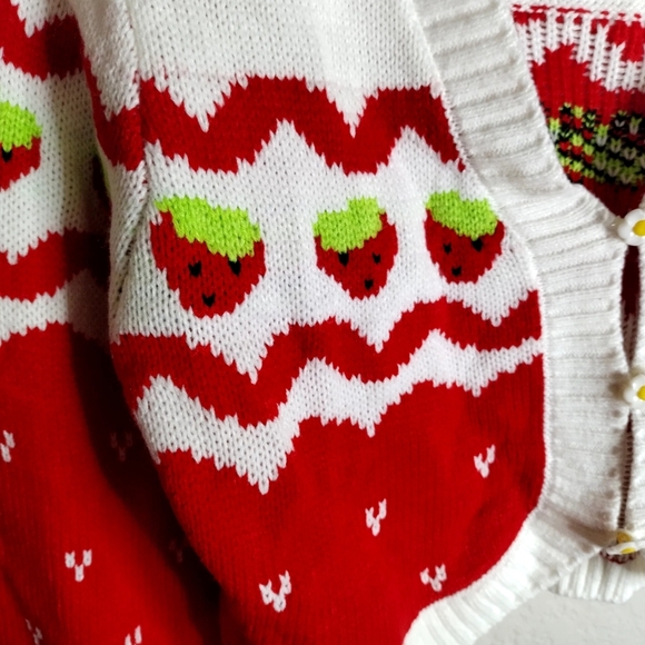 Dolls Kill X Strawberry Shortcake Berry Charms Intarsia Sweater Sz M - Picture 4 of 8